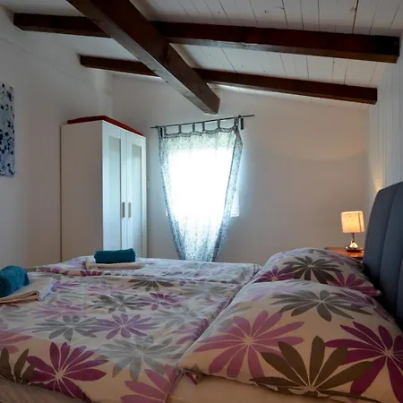 Semesterbostad Campo *