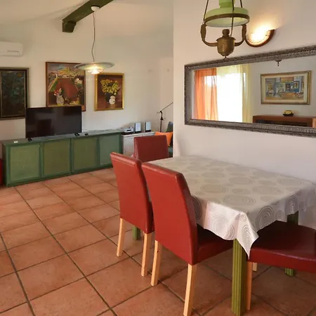 Semesterbostad Campo *